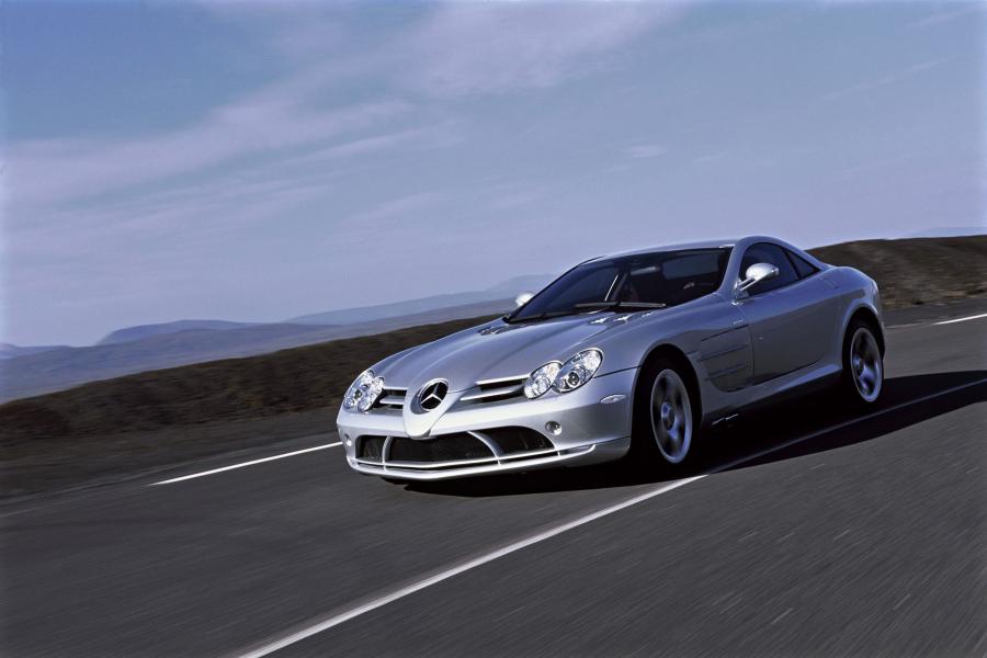  Mercedes-Benz SLR McLaren 2003 года  (фото 33 из 319)